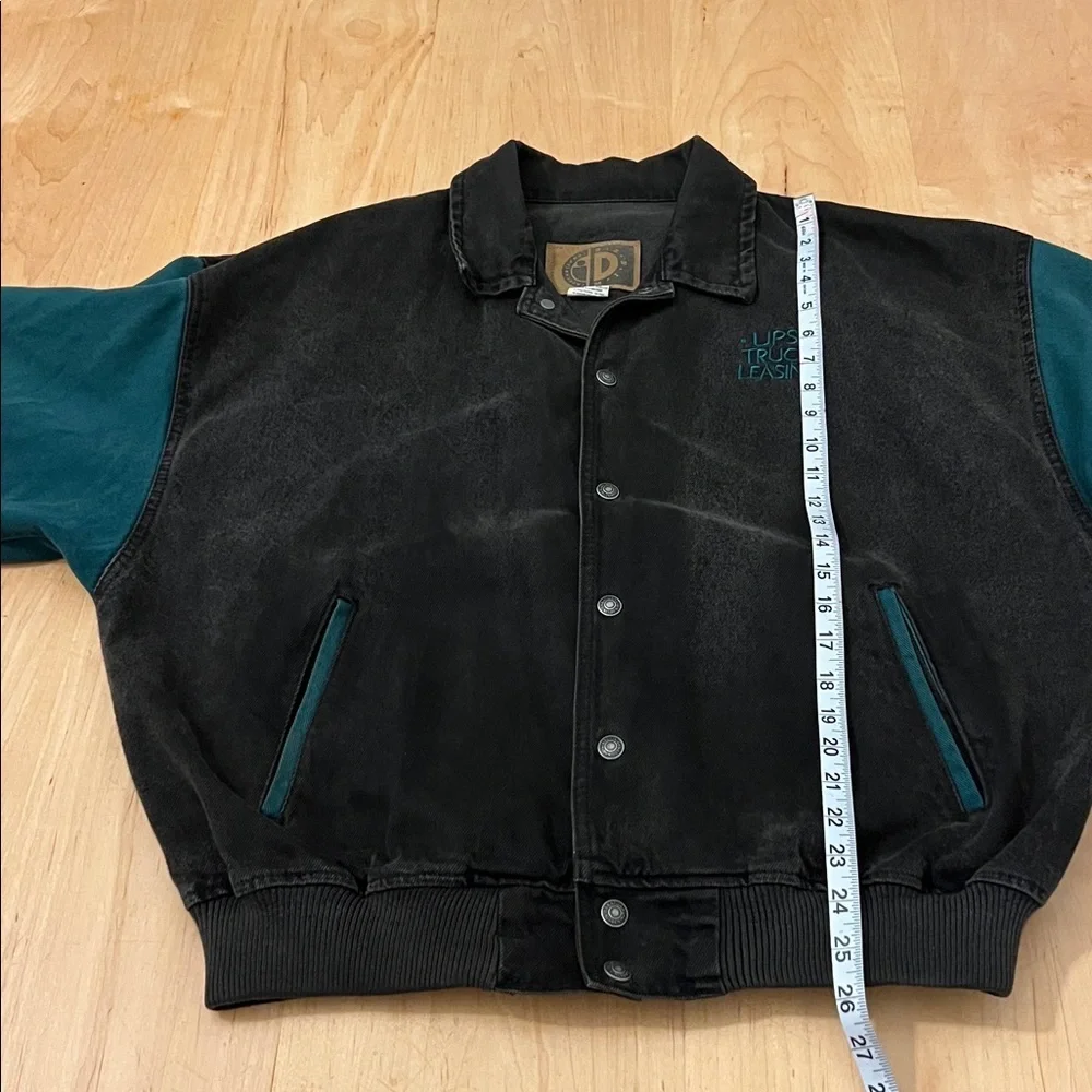 VTG Black and Green International Denim Men's Jacket with UPS hit